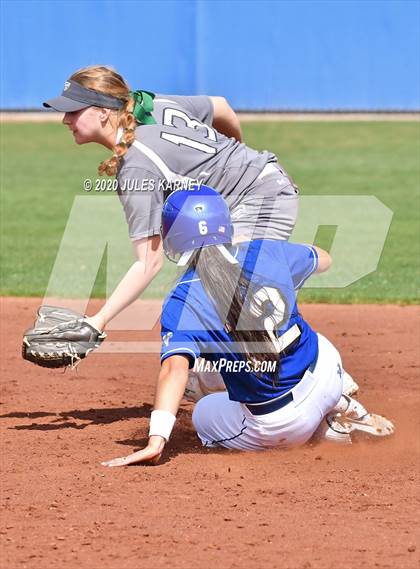 Thumbnail 2 in Clovis vs Damonte Ranch (Kickoff The Season Tournament) photogallery.