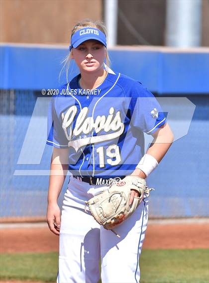 Thumbnail 2 in Clovis vs Damonte Ranch (Kickoff The Season Tournament) photogallery.