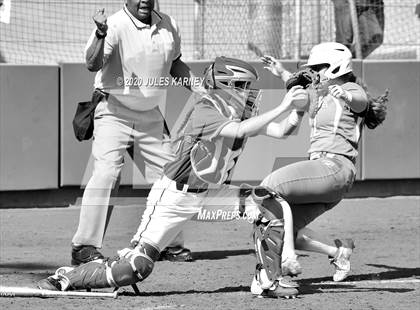 Thumbnail 2 in Clovis vs Damonte Ranch (Kickoff The Season Tournament) photogallery.