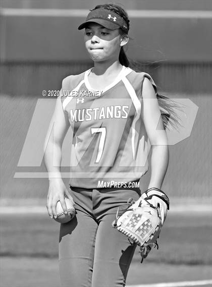 Thumbnail 2 in Clovis vs Damonte Ranch (Kickoff The Season Tournament) photogallery.
