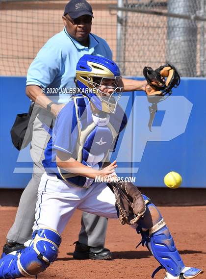 Thumbnail 3 in Clovis vs Damonte Ranch (Kickoff The Season Tournament) photogallery.