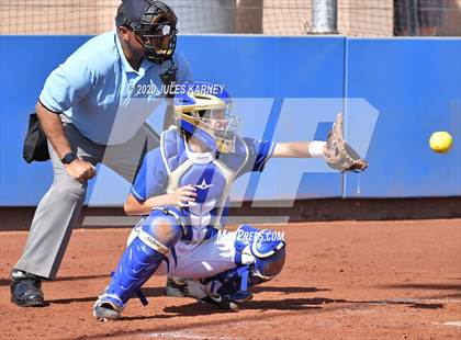 Thumbnail 2 in Clovis vs Damonte Ranch (Kickoff The Season Tournament) photogallery.