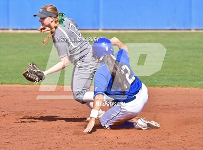 Thumbnail 3 in Clovis vs Damonte Ranch (Kickoff The Season Tournament) photogallery.