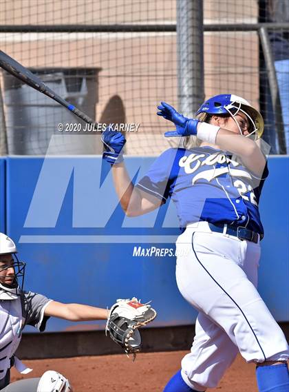 Thumbnail 3 in Clovis vs Damonte Ranch (Kickoff The Season Tournament) photogallery.