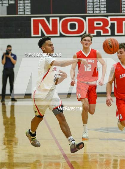 Thumbnail 2 in Ashland @ North Medford (Abby's Pizza Holiday Classic) photogallery.