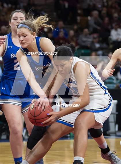 Thumbnail 2 in Broomfield vs. Highlands Ranch (CHSAA 5A Great 8) photogallery.