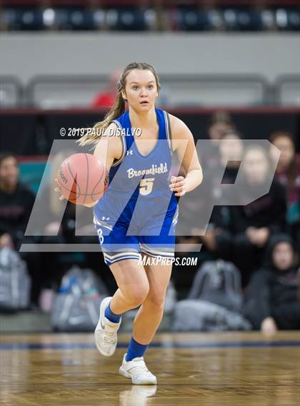 Thumbnail 2 in Broomfield vs. Highlands Ranch (CHSAA 5A Great 8) photogallery.