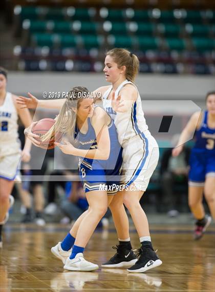 Thumbnail 3 in Broomfield vs. Highlands Ranch (CHSAA 5A Great 8) photogallery.