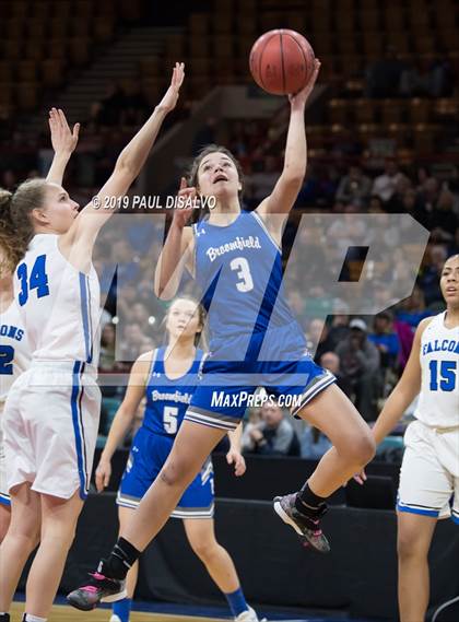 Thumbnail 2 in Broomfield vs. Highlands Ranch (CHSAA 5A Great 8) photogallery.