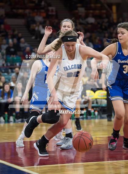 Thumbnail 2 in Broomfield vs. Highlands Ranch (CHSAA 5A Great 8) photogallery.