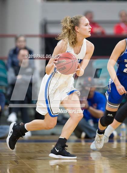 Thumbnail 2 in Broomfield vs. Highlands Ranch (CHSAA 5A Great 8) photogallery.