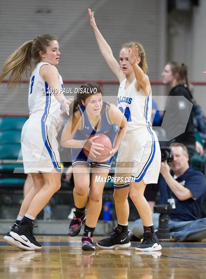 Thumbnail 2 in Broomfield vs. Highlands Ranch (CHSAA 5A Great 8) photogallery.