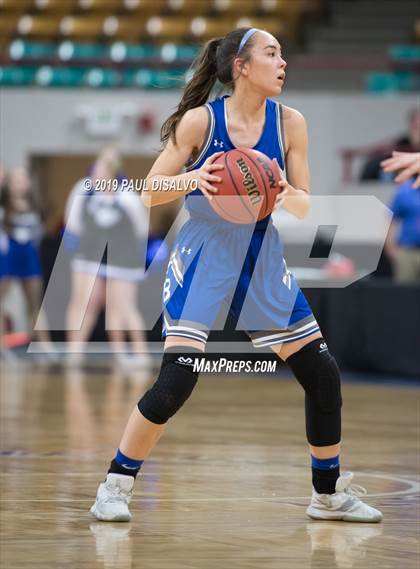 Thumbnail 2 in Broomfield vs. Highlands Ranch (CHSAA 5A Great 8) photogallery.