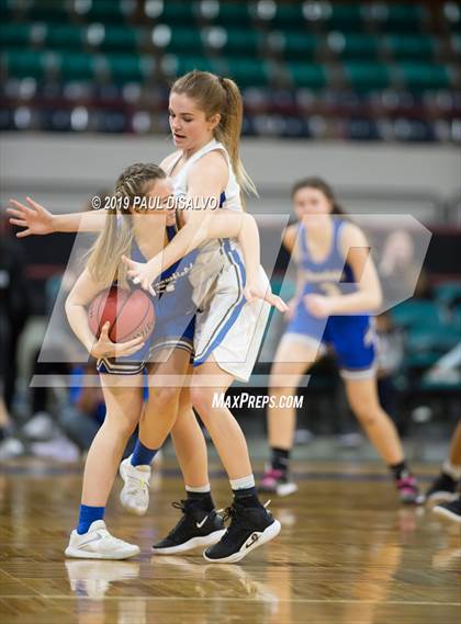 Thumbnail 3 in Broomfield vs. Highlands Ranch (CHSAA 5A Great 8) photogallery.