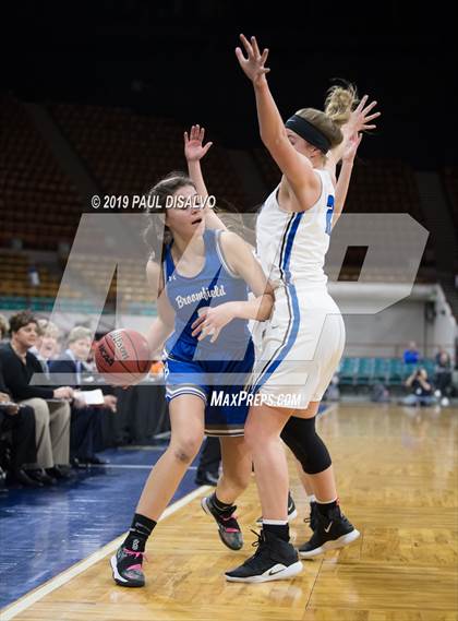 Thumbnail 2 in Broomfield vs. Highlands Ranch (CHSAA 5A Great 8) photogallery.