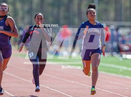 Thumbnail 2 in James Rollerson Memorial Relays (Track) photogallery.