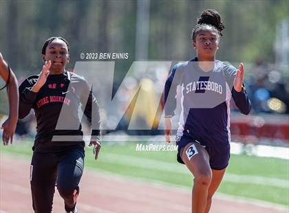 Thumbnail 3 in James Rollerson Memorial Relays (Track) photogallery.