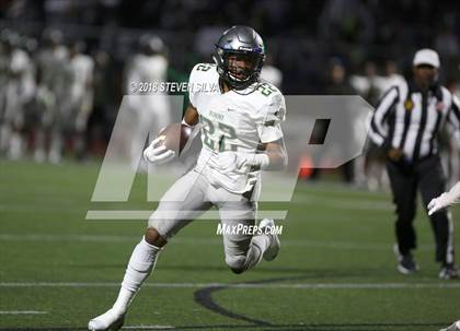 Thumbnail 2 in Narbonne vs. Cathedral Catholic (CIF SoCal Regional D1-AA Playoff) photogallery.