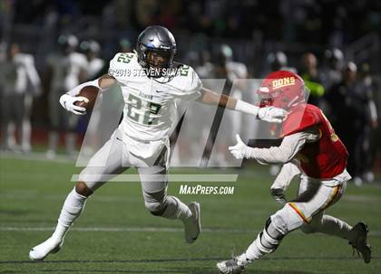 Thumbnail 3 in Narbonne vs. Cathedral Catholic (CIF SoCal Regional D1-AA Playoff) photogallery.