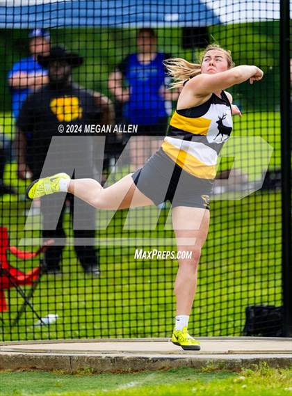 Thumbnail 2 in Southwest Division 1 District Championships photogallery.