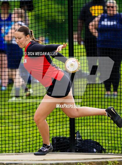 Thumbnail 3 in Southwest Division 1 District Championships photogallery.