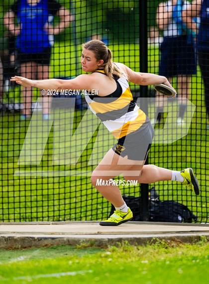 Thumbnail 2 in Southwest Division 1 District Championships photogallery.