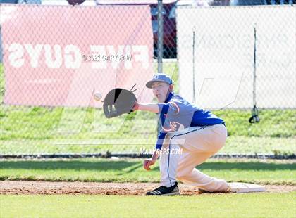 Thumbnail 2 in Red Bank vs East Hamilton photogallery.