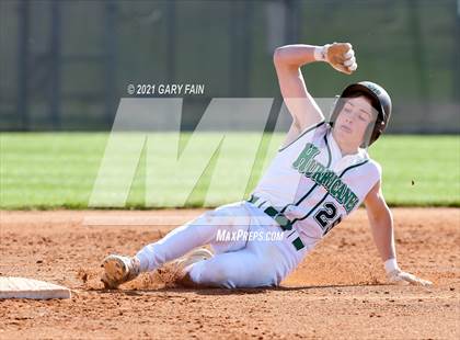 Thumbnail 3 in Red Bank vs East Hamilton photogallery.