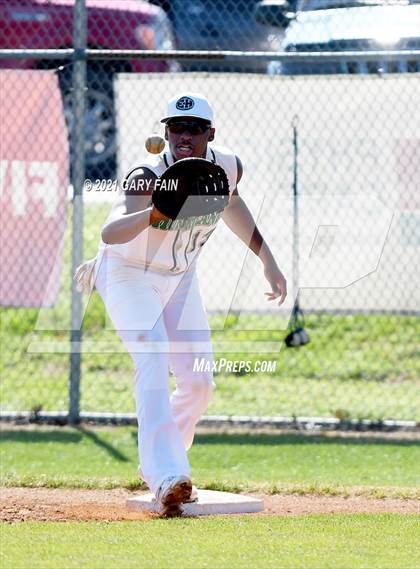 Thumbnail 2 in Red Bank vs East Hamilton photogallery.
