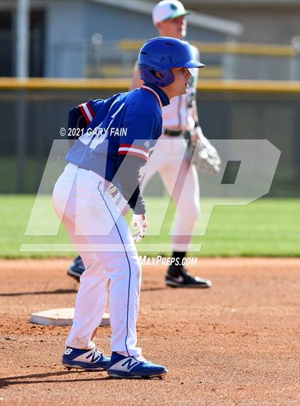 Thumbnail 1 in Red Bank vs East Hamilton photogallery.
