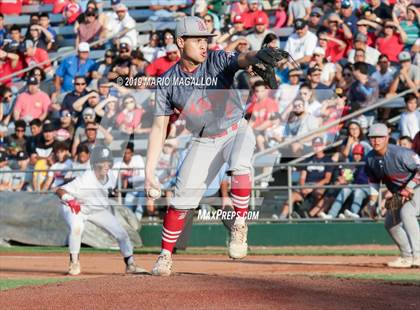 Thumbnail 2 in Pioneer vs Sharyland (UIL 5A Regional Semifinal) photogallery.