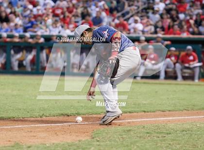 Thumbnail 1 in Pioneer vs Sharyland (UIL 5A Regional Semifinal) photogallery.