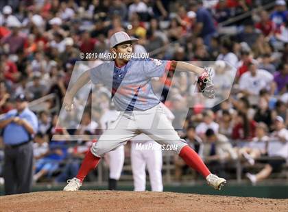 Thumbnail 1 in Pioneer vs Sharyland (UIL 5A Regional Semifinal) photogallery.