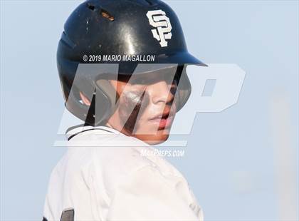 Thumbnail 2 in Pioneer vs Sharyland (UIL 5A Regional Semifinal) photogallery.