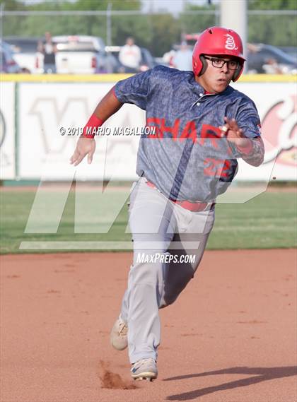 Thumbnail 3 in Pioneer vs Sharyland (UIL 5A Regional Semifinal) photogallery.