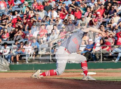 Thumbnail 2 in Pioneer vs Sharyland (UIL 5A Regional Semifinal) photogallery.