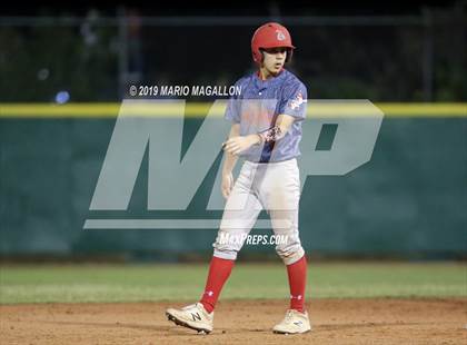 Thumbnail 2 in Pioneer vs Sharyland (UIL 5A Regional Semifinal) photogallery.