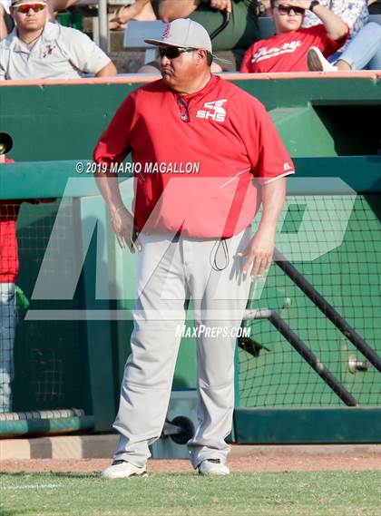 Thumbnail 3 in Pioneer vs Sharyland (UIL 5A Regional Semifinal) photogallery.