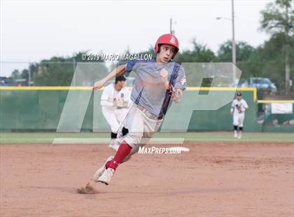 Thumbnail 2 in Pioneer vs Sharyland (UIL 5A Regional Semifinal) photogallery.
