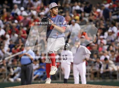 Thumbnail 2 in Pioneer vs Sharyland (UIL 5A Regional Semifinal) photogallery.