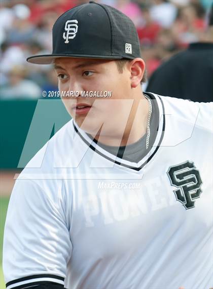 Thumbnail 2 in Pioneer vs Sharyland (UIL 5A Regional Semifinal) photogallery.