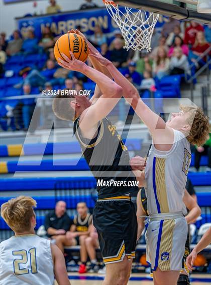 Thumbnail 2 in Harrison vs Salem (Lendel Thomas Classic) photogallery.
