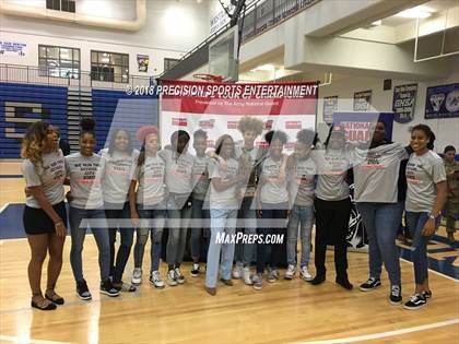 Thumbnail 3 in Westlake TOC Ceremony photogallery.