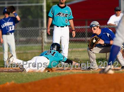 Thumbnail 3 in Pasadena Memorial vs Sterling (UIL Region 3 Bi-District Playoff) photogallery.