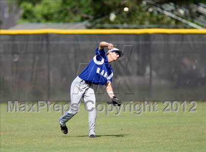 Thumbnail 2 in Pasadena Memorial vs Sterling (UIL Region 3 Bi-District Playoff) photogallery.