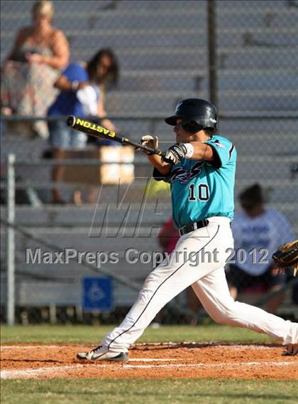 Thumbnail 3 in Pasadena Memorial vs Sterling (UIL Region 3 Bi-District Playoff) photogallery.
