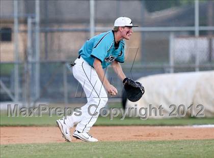 Thumbnail 1 in Pasadena Memorial vs Sterling (UIL Region 3 Bi-District Playoff) photogallery.