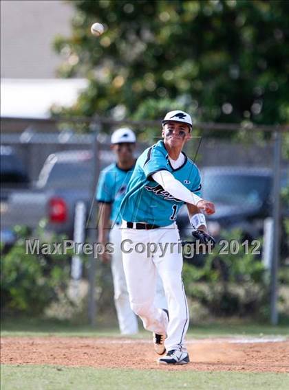 Thumbnail 1 in Pasadena Memorial vs Sterling (UIL Region 3 Bi-District Playoff) photogallery.
