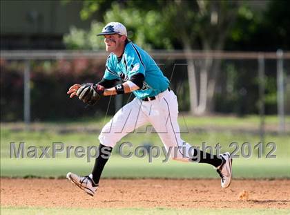Thumbnail 1 in Pasadena Memorial vs Sterling (UIL Region 3 Bi-District Playoff) photogallery.