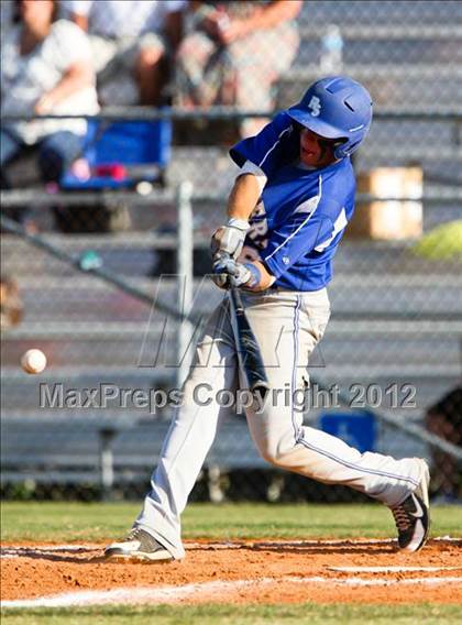Thumbnail 3 in Pasadena Memorial vs Sterling (UIL Region 3 Bi-District Playoff) photogallery.
